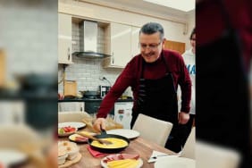 trabzonlu-baskan-ogrencilere-kuymak-yapti
