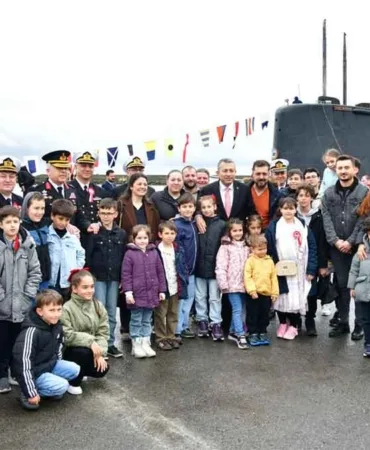 23-Nisan'da-TCG-Preveze-denizaltısı-yoğun-ilgi