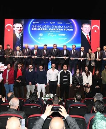 Doğu-Karadeniz-Kariyer-Fuarı-KTÜ'de-başladı