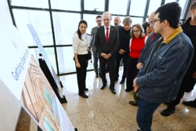 KTÜ'de-İsveç-Başkonsolosluğu-iş-birliğinde-Ahşap-Yaşam-sergisi-açıl