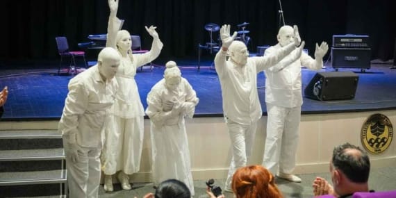 Trabzon-Uluslararası-Tiyatro-Festivali-başladı