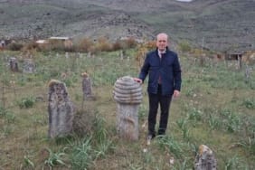 Tuzi Şehitliği-ve-Nizam-Camii’ni-ziyaret-etti