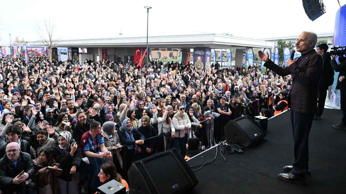ankara-trabzon-gunleri-vatandaslardan-yogun-ilgi