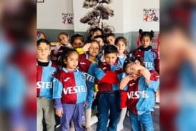 Hatay'da miniklerin Trabzonspor sevgisi