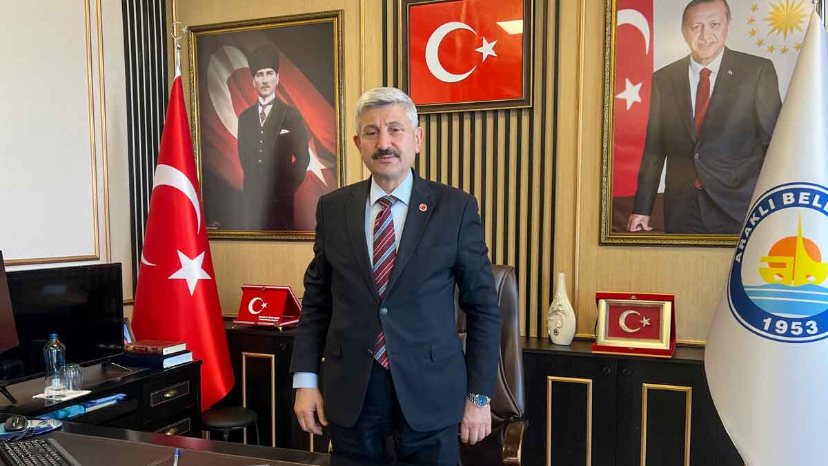 huseyin-avni-coskun-cebi