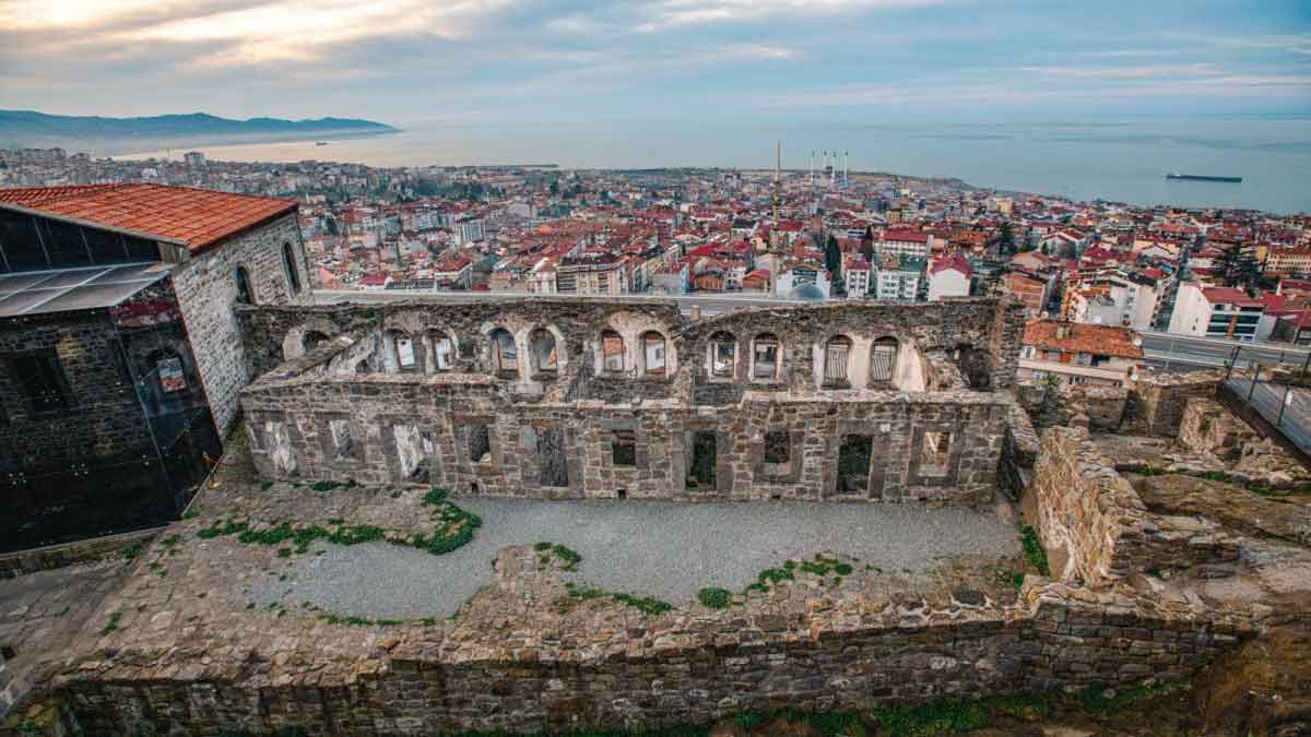 Trabzon Kızlar Manastırı