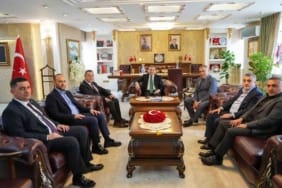 trabzonspor-gumushane-valisi-ziyaret