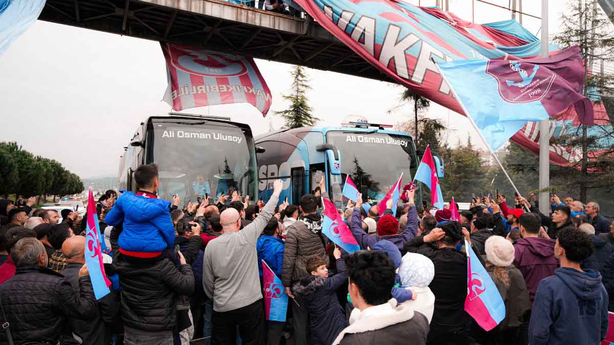 trabzonspor-kafilesi