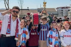 trabzonsporlu minikler istanbulda derbi sevinci