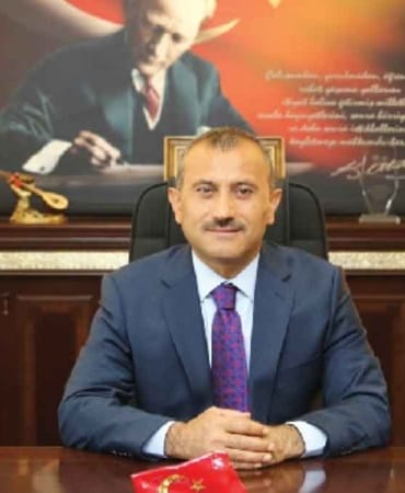 tuncay-sonel-eski-vali