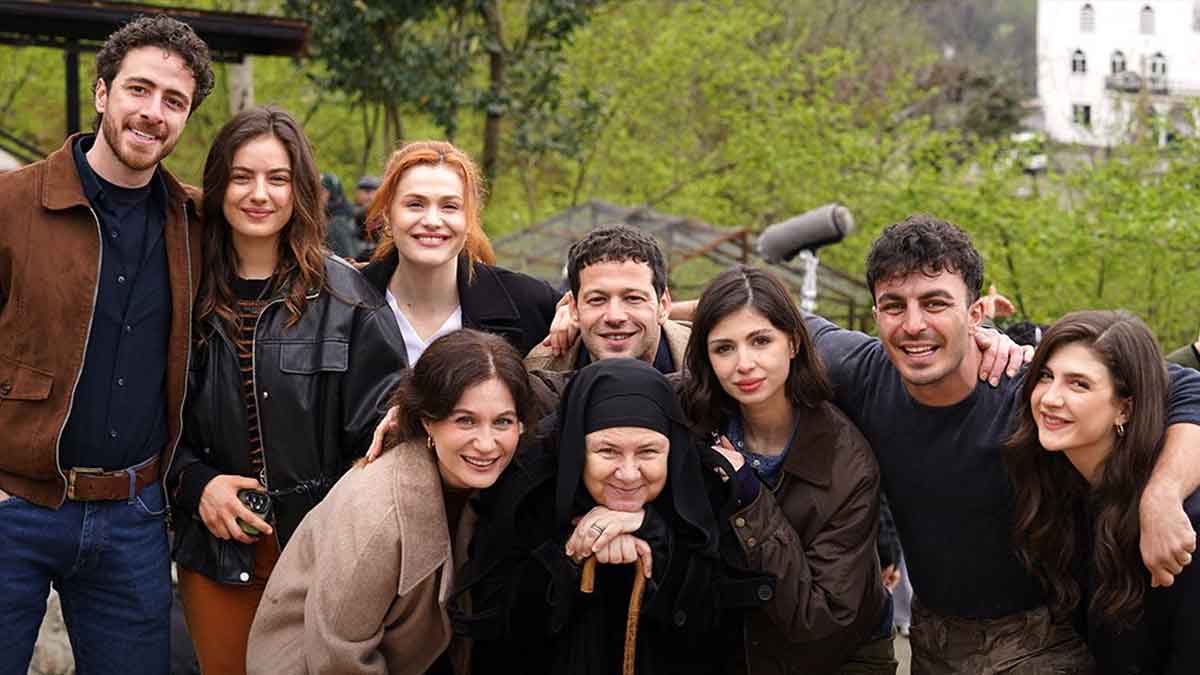 Taşacak-Bu-Deniz-oyuncularıü