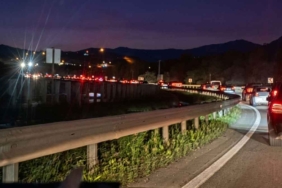 Bayram tatili dönüşü Trabzon yolu kilitlendi 2 trabzon-ankara-yolu-trafik