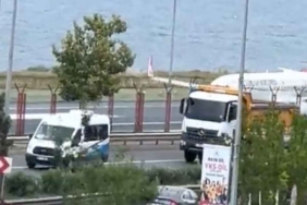 Trabzon’da uçakla kamyon yarıştı 1 trabzon-ucak-kamyon