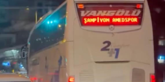 trabzonda-amedspor-yazisi-tepki-cekti