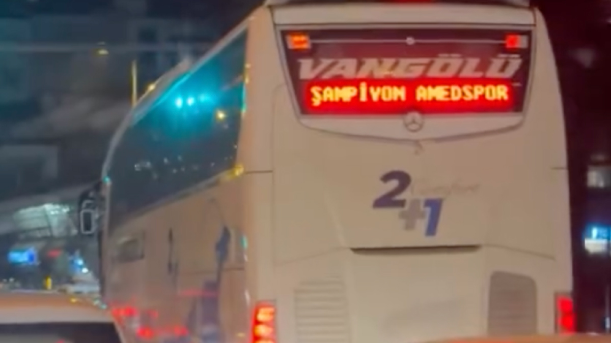 trabzonda-amedspor-yazisi-tepki-cekti