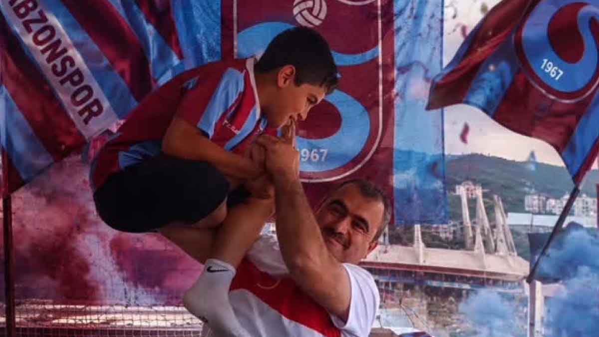 Mardinli küçük çocuğun Trabzonspor sevgisi beğeni topladı 2 mardin-trabzonspor-musab