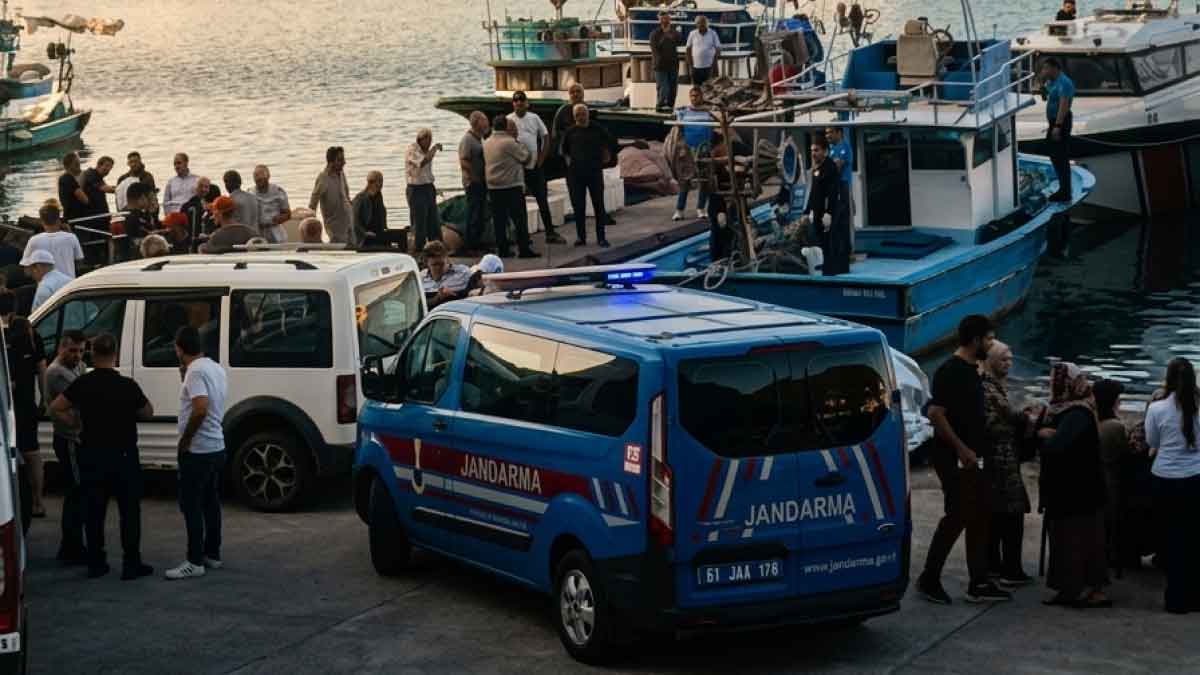 Trabzon’da balık avlarken denize düşen balıkçı hayatını kaybetti 7 trabzon-balikci-kaza