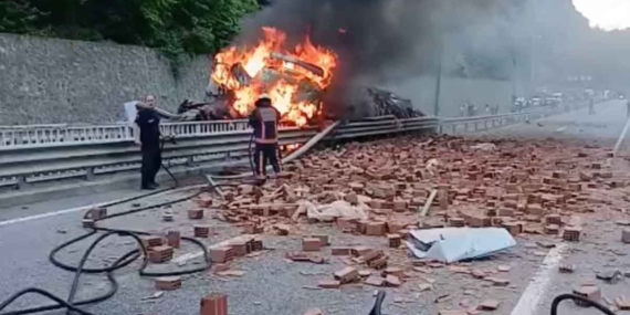 Trabzon'da feci kaza: 2 kişi hayatını kaybetti 10 trabzon-macka-trafik-kazasi
