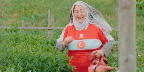 Trabzon’dan Milli Takım’a anlamlı destek 7 trabzondan-milli-takima-anlamli-destek