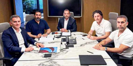 Trabzonspor’da yeni sezon ve transfer gündemi masaya yatırıldı 10 trabzonspor-istanbul-toplanti